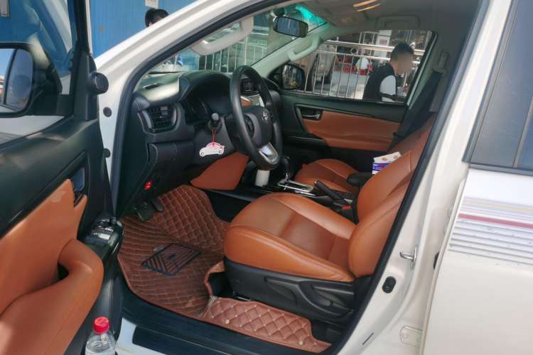 Used Toyota Fortuner 2016 2.7L Middle East Version Driver Seat