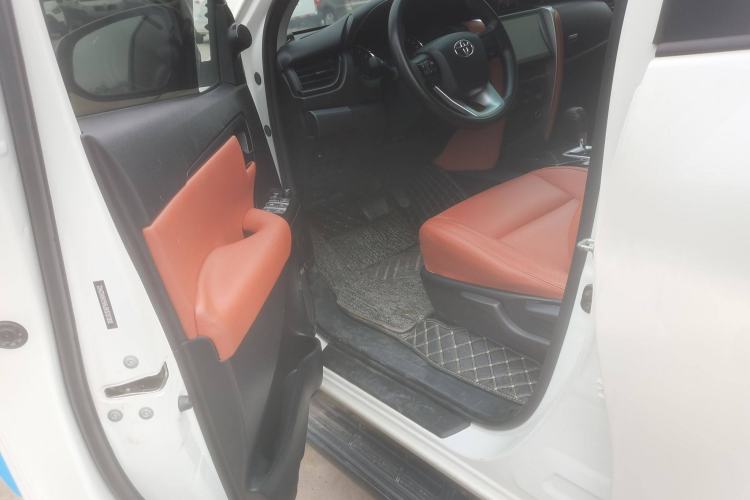 Used Toyota Fortuner 2016 2.7L Middle East Version Driver Seat