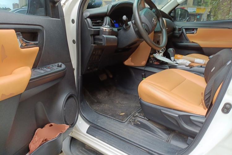 Used Toyota Fortuner 2016 2.7L Middle East Version Driver Seat
