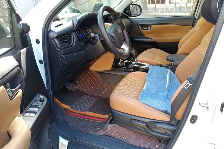 Used Toyota Fortuner 2016 2.7L Middle East Version Driver Seat