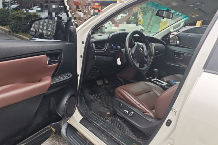 Used Toyota Fortuner 2016 2.7L Middle East Version Driver Seat