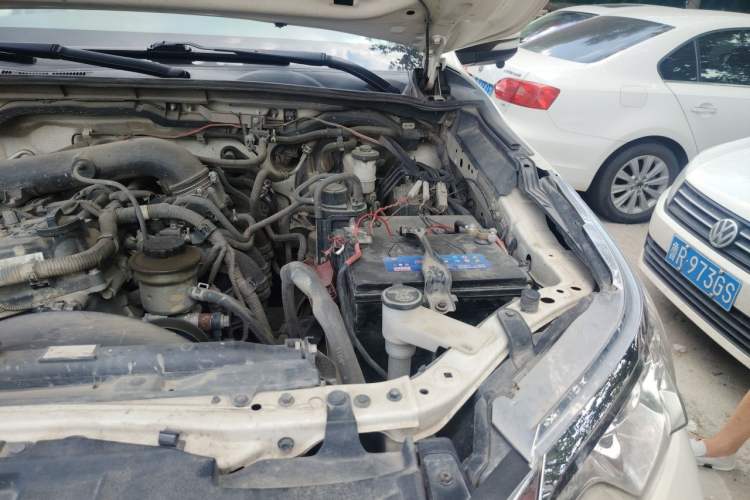 Used Toyota Fortuner 2016 2.7L Middle East Version Engine Bay Left