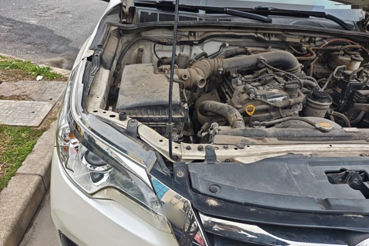 Used Toyota Fortuner 2016 2.7L Middle East Version Engine Bay Right