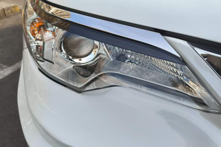 Used Toyota Fortuner 2016 2.7L Middle East Version Exterior 6