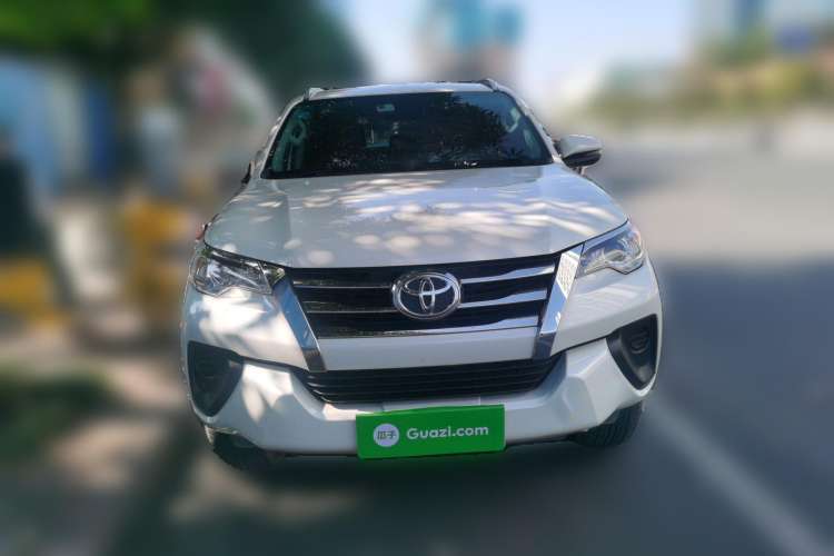 Used Toyota Fortuner 2016 2.7L Middle East Version Front