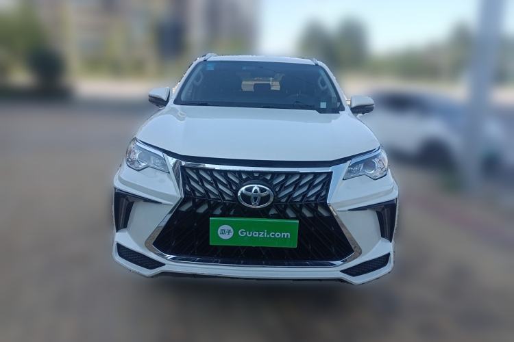 Used Toyota Fortuner 2016 2.7L Middle East Version Front