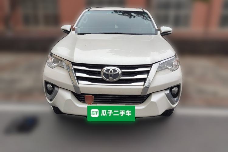 Used Toyota Fortuner 2016 2.7L Middle East Version Front