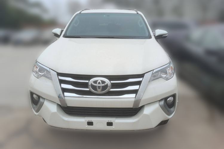 Used Toyota Fortuner 2016 2.7L Middle East Version Front