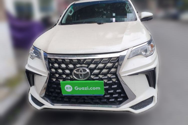 Used Toyota Fortuner 2016 2.7L Middle East Version Front