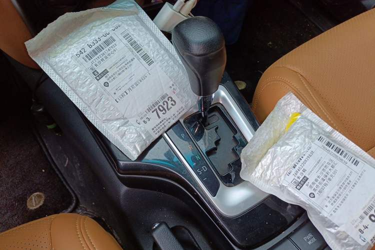 Used Toyota Fortuner 2016 2.7L Middle East Version Gear Lever