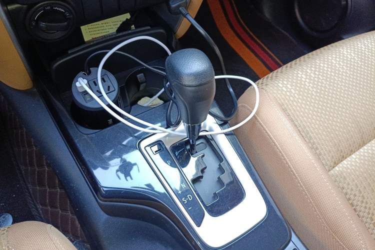 Used Toyota Fortuner 2016 2.7L Middle East Version Gear Lever