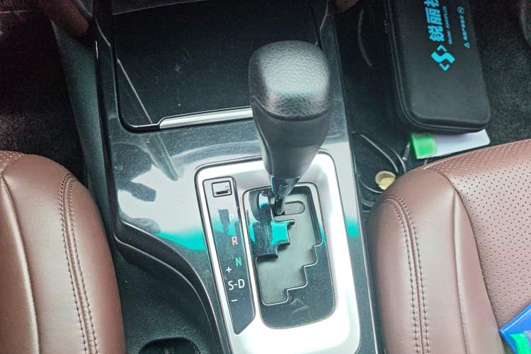 Used Toyota Fortuner 2016 2.7L Middle East Version Gear Lever