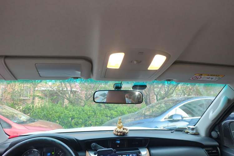 Used Toyota Fortuner  Headliner