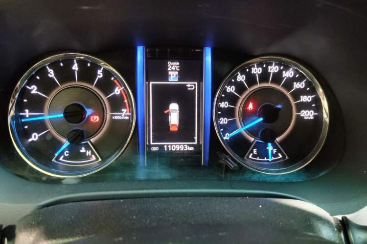 Used Toyota Fortuner 2016 2.7L Middle East Version Instrument Cluster