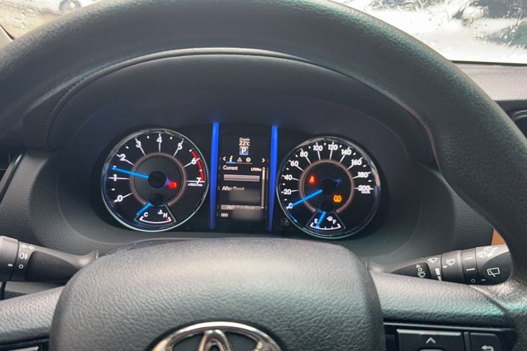 Used Toyota Fortuner 2016 2.7L Middle East Version Instrument Cluster