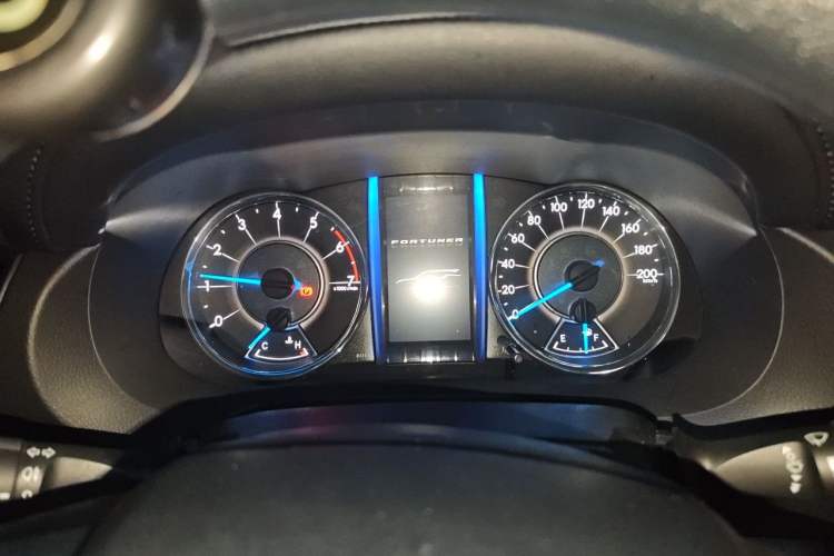 Used Toyota Fortuner 2016 2.7L Middle East Version Instrument Cluster