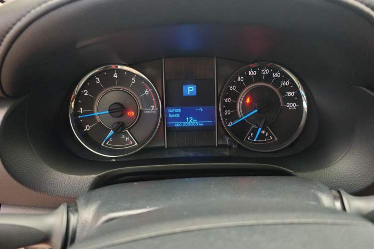 Used Toyota Fortuner 2016 2.7L Middle East Version Instrument Cluster