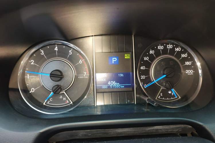 Used Toyota Fortuner  Instrument Cluster