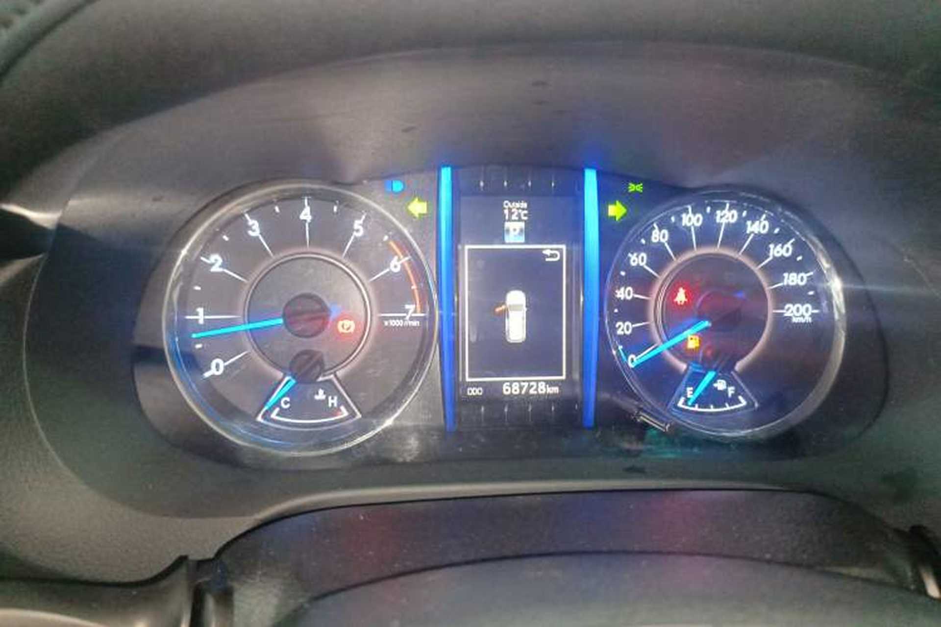 Used Toyota Fortuner 2016 2.7L Middle East Version Instrument Cluster