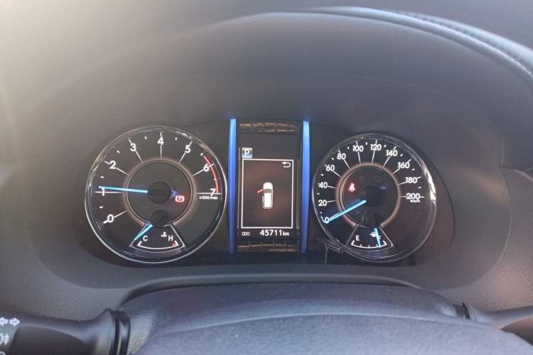 Used Toyota Fortuner 2016 2.7L Middle East Version Instrument Cluster