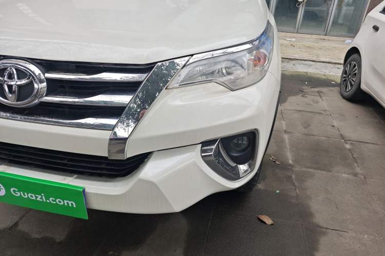 Used Toyota Fortuner 2016 2.7L Middle East Version Left Front Headlight