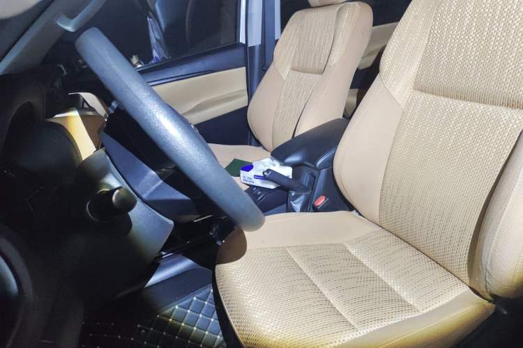 Used Toyota Fortuner 2016 2.7L Middle East Version Left Front Seat