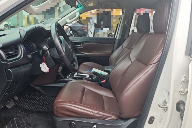 Used Toyota Fortuner 2016 2.7L Middle East Version Left Front Seat