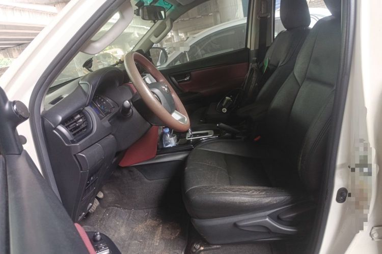 Used Toyota Fortuner 2016 2.7L Middle East Version Left Front Seat