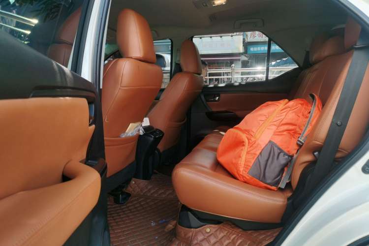 Used Toyota Fortuner 2016 2.7L Middle East Version Left Rear Seat