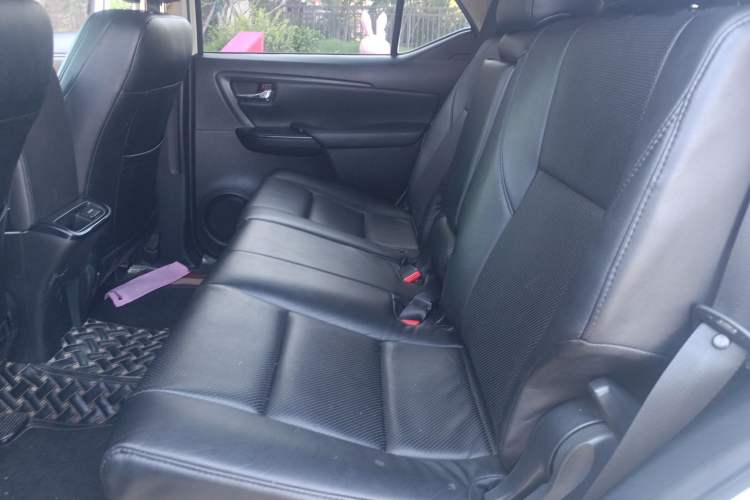 Used Toyota Fortuner 2016 2.7L Middle East Version Left Rear Seat