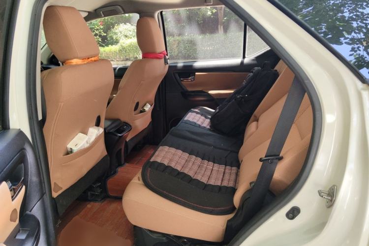 Used Toyota Fortuner 2016 2.7L Middle East Version Left Rear Seat