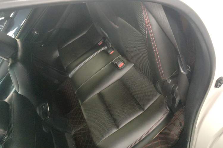 Used Toyota Fortuner 2016 2.7L Middle East Version Left Rear Seat