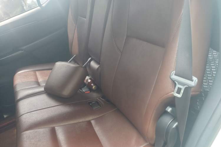Used Toyota Fortuner 2016 2.7L Middle East Version Left Rear Seat