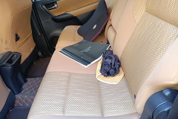 Used Toyota Fortuner 2016 2.7L Middle East Version Left Rear Seat