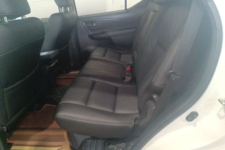 Used Toyota Fortuner 2016 2.7L Middle East Version Left Rear Seat