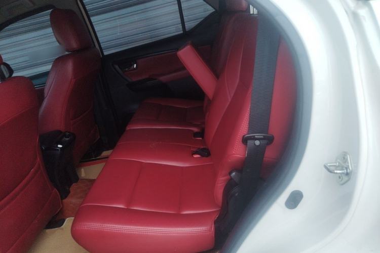 Used Toyota Fortuner 2016 2.7L Middle East Version Left Rear Seat