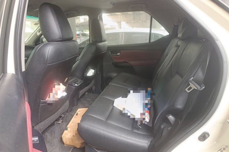 Used Toyota Fortuner 2016 2.7L Middle East Version Left Rear Seat