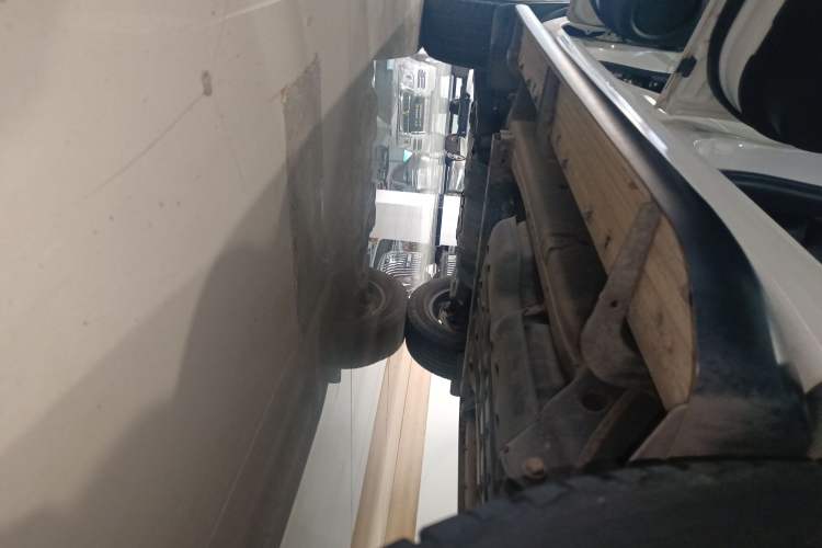 Used Toyota Fortuner 2016 2.7L Middle East Version Left Side Sill