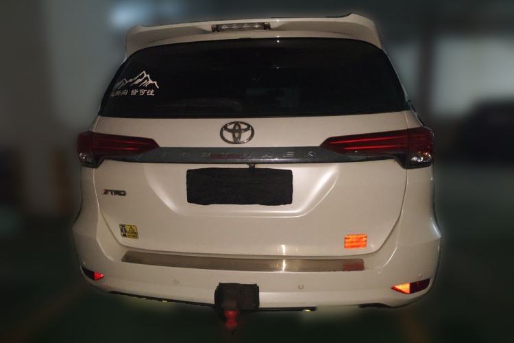 Used Toyota Fortuner 2016 2.7L Middle East Version Rear