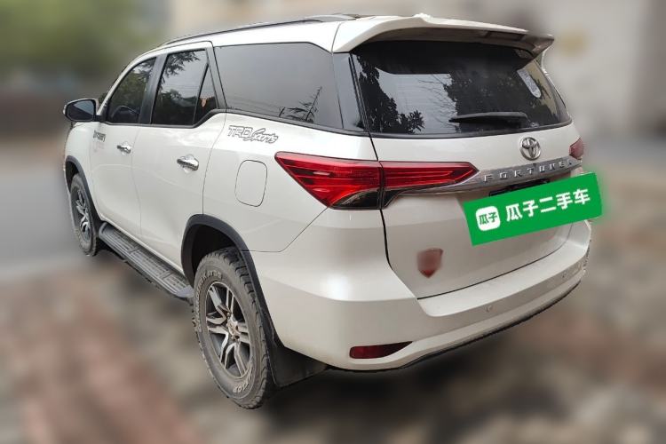 Used Toyota Fortuner 2016 2.7L Middle East Version Rear Left 45 Deg