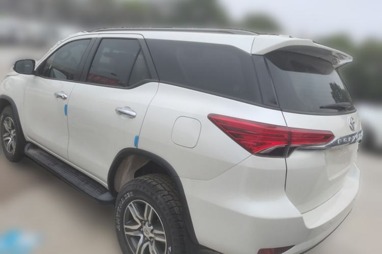 Used Toyota Fortuner 2016 2.7L Middle East Version Rear Left 45 Deg