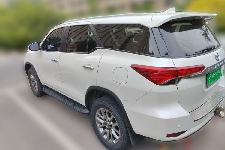 Used Toyota Fortuner 2016 2.7L Middle East Version Rear Left 45 Deg