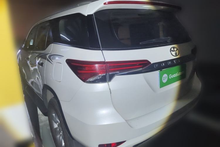 Used Toyota Fortuner 2016 2.7L Middle East Version Rear Left 45 Deg