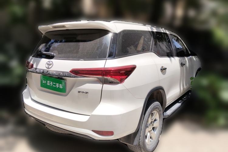 Used Toyota Fortuner 2016 2.7L Middle East Version Rear Right 45 Deg