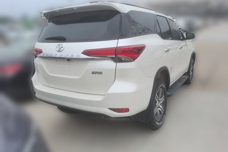 Used Toyota Fortuner 2016 2.7L Middle East Version Rear Right 45 Deg
