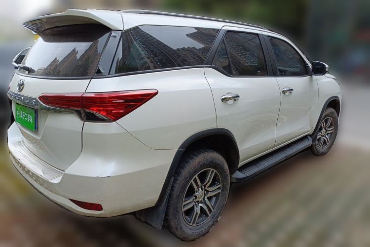 Used Toyota Fortuner 2016 2.7L Middle East Version Rear Right 45 Deg