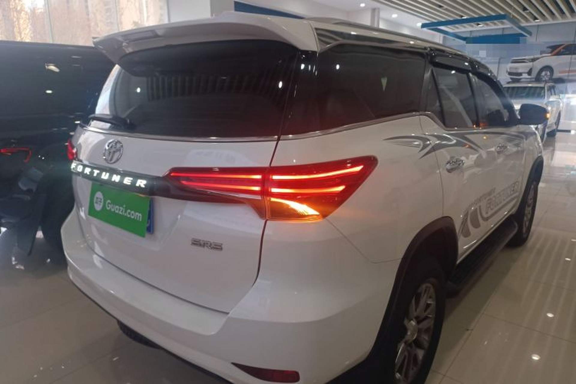 Used Toyota Fortuner 2016 2.7L Middle East Version Rear Right 45 Deg