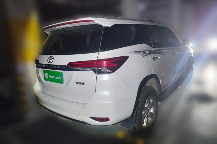 Used Toyota Fortuner 2016 2.7L Middle East Version Rear Right 45 Deg