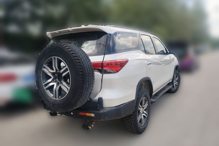 Used Toyota Fortuner 2016 2.7L Middle East Version Rear Right 45 Deg