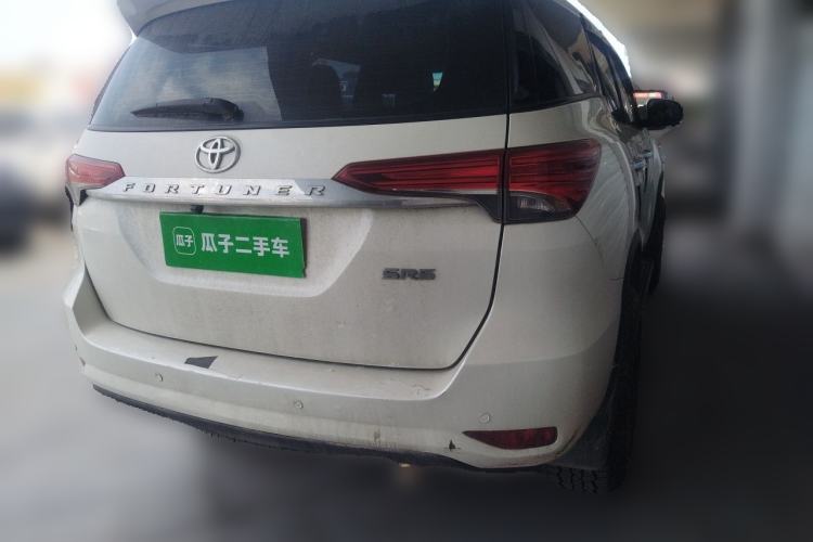 Used Toyota Fortuner 2016 2.7L Middle East Version Rear Right 45 Deg
